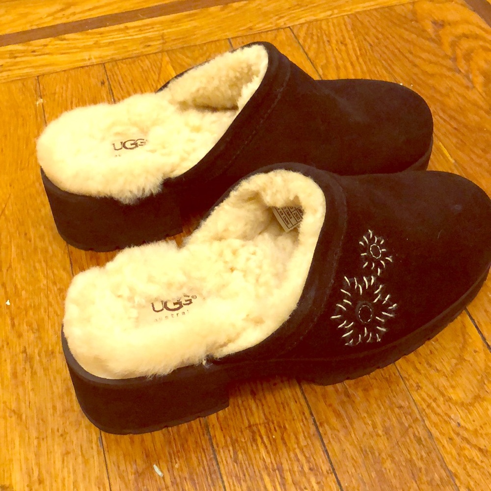 Ugg Clogs